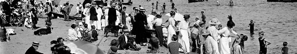 Kew Beach, July 17, 1915. Courtesy City of Toronto Archives